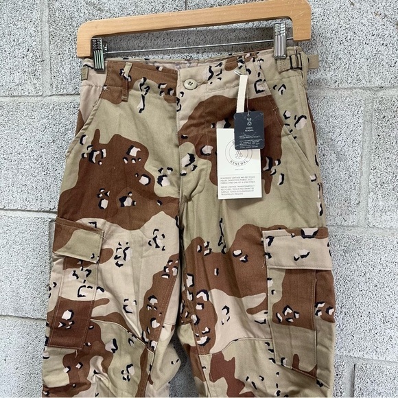 NWT Urban Renewal Urban Outfitters Army Pants - Picture 2 of 11